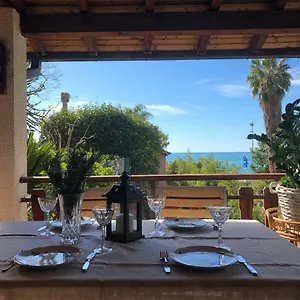 https://san-ludovico-country-house.hotelitalianriviera.com